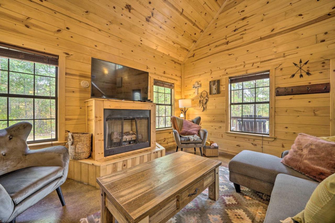 Cabin With Hot Tub And Games, 4 Mi To Beavers Bend! Брокен-Боу Экстерьер фото