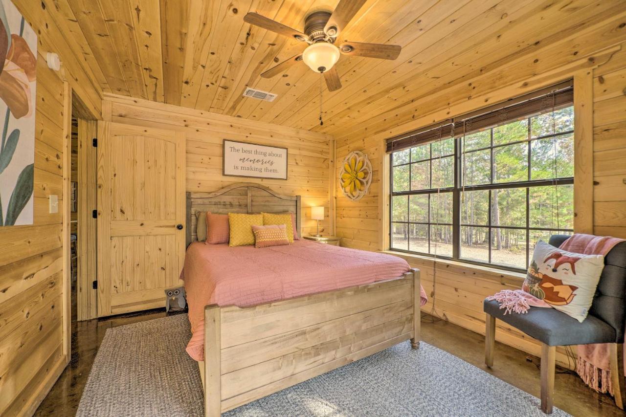 Cabin With Hot Tub And Games, 4 Mi To Beavers Bend! Брокен-Боу Экстерьер фото